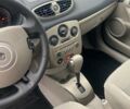 Серый Рено Клио, объемом двигателя 1.6 л и пробегом 180 тыс. км за 6200 $, фото 5 на Automoto.ua