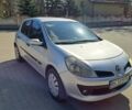 Серый Рено Клио, объемом двигателя 1.4 л и пробегом 273 тыс. км за 4100 $, фото 2 на Automoto.ua