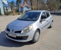 Серый Рено Клио, объемом двигателя 1.4 л и пробегом 273 тыс. км за 4100 $, фото 1 на Automoto.ua