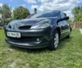 Серый Рено Клио, объемом двигателя 1.6 л и пробегом 218 тыс. км за 5700 $, фото 3 на Automoto.ua