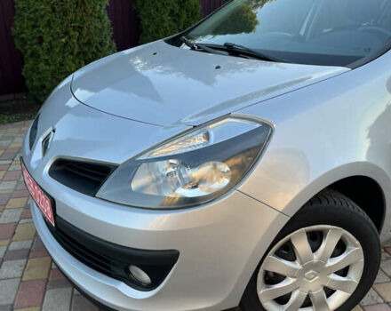 Сірий Рено Кліо, об'ємом двигуна 1.6 л та пробігом 142 тис. км за 5299 $, фото 9 на Automoto.ua
