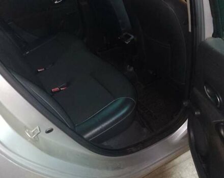 Серый Рено Клио, объемом двигателя 1.6 л и пробегом 197 тыс. км за 4750 $, фото 3 на Automoto.ua