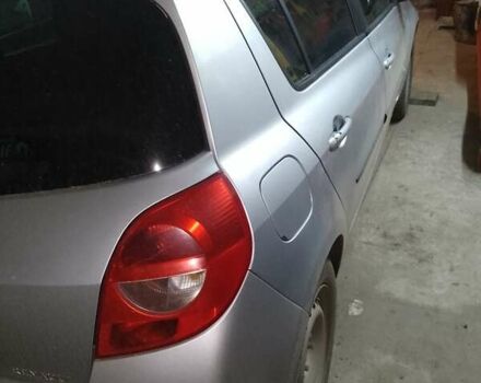 Серый Рено Клио, объемом двигателя 1.6 л и пробегом 197 тыс. км за 4750 $, фото 8 на Automoto.ua