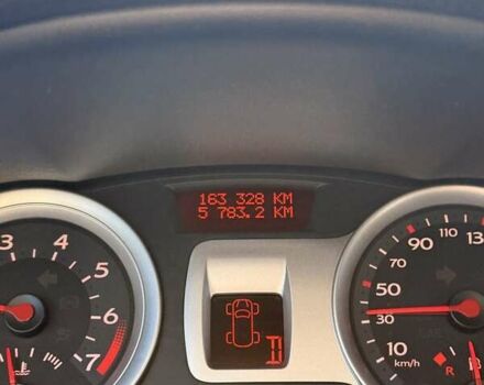 Серый Рено Клио, объемом двигателя 1.6 л и пробегом 163 тыс. км за 5000 $, фото 14 на Automoto.ua