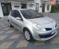 Серый Рено Клио, объемом двигателя 1.6 л и пробегом 189 тыс. км за 5599 $, фото 3 на Automoto.ua