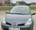 Серый Рено Клио, объемом двигателя 1.6 л и пробегом 160 тыс. км за 6400 $, фото 2 на Automoto.ua