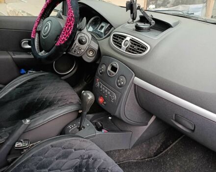 Сірий Рено Кліо, об'ємом двигуна 1.6 л та пробігом 140 тис. км за 6000 $, фото 4 на Automoto.ua