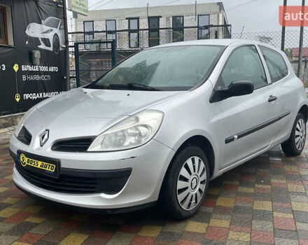 Сірий Рено Кліо, об'ємом двигуна 1.15 л та пробігом 220 тис. км за 3400 $, фото 2 на Automoto.ua