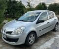 Серый Рено Клио, объемом двигателя 1.2 л и пробегом 187 тыс. км за 4500 $, фото 4 на Automoto.ua