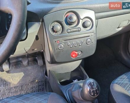Рено Клио 2007 в Стрые на Automoto.ua Серый Рено Клио, объемом двигателя 1.2 л и пробегом 225 тыс. км за 3250 $, фото 20 на Automoto.ua