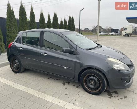 Сірий Рено Кліо, об'ємом двигуна 1.2 л та пробігом 298 тис. км за 3750 $, фото 9 на Automoto.ua