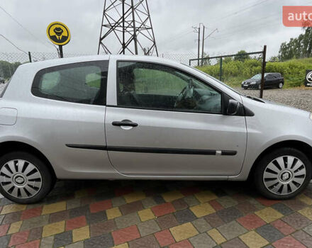 Сірий Рено Кліо, об'ємом двигуна 1.15 л та пробігом 220 тис. км за 3400 $, фото 7 на Automoto.ua