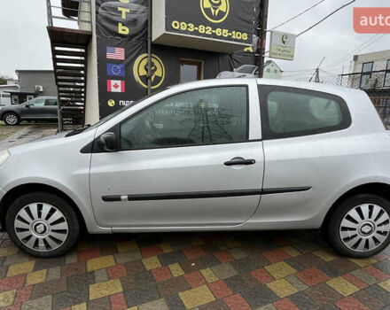 Сірий Рено Кліо, об'ємом двигуна 1.15 л та пробігом 220 тис. км за 3400 $, фото 3 на Automoto.ua