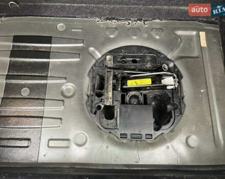 Сірий Рено Кліо, об'ємом двигуна 1.2 л та пробігом 298 тис. км за 3750 $, фото 15 на Automoto.ua