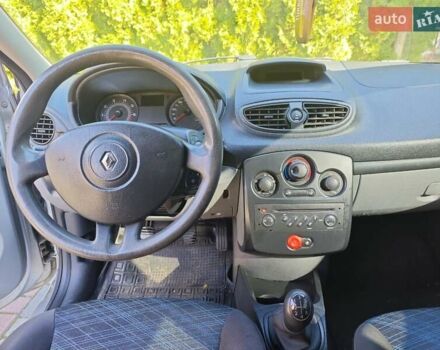 Рено Клио 2007 в Стрые на Automoto.ua Серый Рено Клио, объемом двигателя 1.2 л и пробегом 225 тыс. км за 3250 $, фото 14 на Automoto.ua