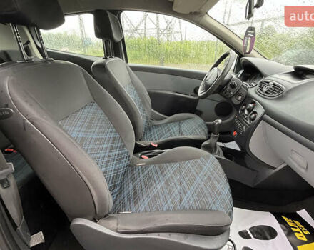 Сірий Рено Кліо, об'ємом двигуна 1.15 л та пробігом 220 тис. км за 3400 $, фото 13 на Automoto.ua