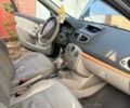 Сірий Рено Кліо, об'ємом двигуна 2 л та пробігом 264 тис. км за 6538 $, фото 6 на Automoto.ua