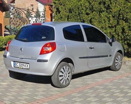 Рено Клио 2007 в Стрые на Automoto.ua Серый Рено Клио, объемом двигателя 1.2 л и пробегом 225 тыс. км за 3250 $, фото 10 на Automoto.ua