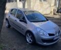 Серый Рено Клио, объемом двигателя 1.2 л и пробегом 154 тыс. км за 4800 $, фото 2 на Automoto.ua