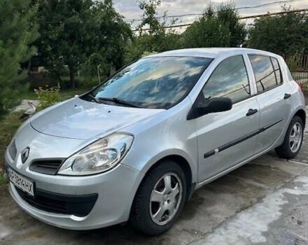 Серый Рено Клио, объемом двигателя 1.1 л и пробегом 187 тыс. км за 4300 $, фото 1 на Automoto.ua