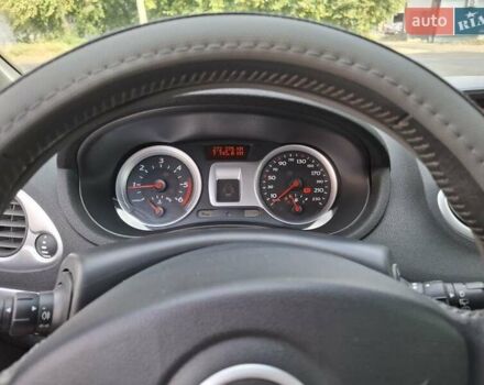 Серый Рено Клио, объемом двигателя 1.5 л и пробегом 272 тыс. км за 5200 $, фото 8 на Automoto.ua