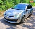 Сірий Рено Кліо, об'ємом двигуна 1.4 л та пробігом 250 тис. км за 3950 $, фото 2 на Automoto.ua