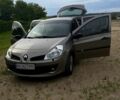 Серый Рено Клио, объемом двигателя 1.5 л и пробегом 340 тыс. км за 4400 $, фото 1 на Automoto.ua