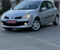 Серый Рено Клио, объемом двигателя 1.6 л и пробегом 104 тыс. км за 5950 $, фото 1 на Automoto.ua
