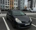 Сірий Рено Кліо, об'ємом двигуна 1.4 л та пробігом 160 тис. км за 4700 $, фото 1 на Automoto.ua
