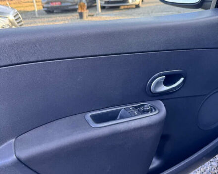 Серый Рено Клио, объемом двигателя 1.15 л и пробегом 130 тыс. км за 5100 $, фото 8 на Automoto.ua