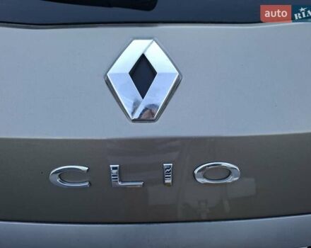 Серый Рено Клио, объемом двигателя 1.5 л и пробегом 272 тыс. км за 5200 $, фото 10 на Automoto.ua