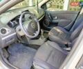 Сірий Рено Кліо, об'ємом двигуна 1.4 л та пробігом 250 тис. км за 3950 $, фото 10 на Automoto.ua