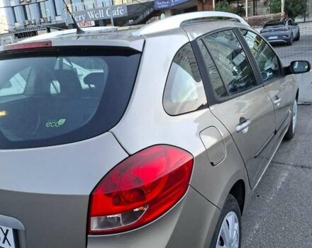 Серый Рено Клио, объемом двигателя 1.5 л и пробегом 272 тыс. км за 5200 $, фото 1 на Automoto.ua