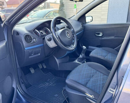 Серый Рено Клио, объемом двигателя 1.15 л и пробегом 130 тыс. км за 5100 $, фото 7 на Automoto.ua