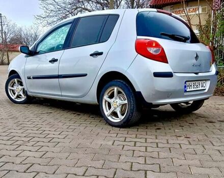 Сірий Рено Кліо, об'ємом двигуна 1.39 л та пробігом 265 тис. км за 3555 $, фото 2 на Automoto.ua