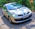 Сірий Рено Кліо, об'ємом двигуна 1.4 л та пробігом 250 тис. км за 3950 $, фото 1 на Automoto.ua