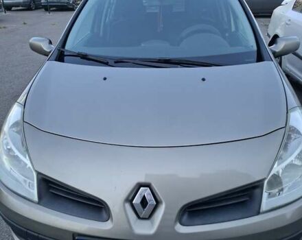 Серый Рено Клио, объемом двигателя 1.5 л и пробегом 272 тыс. км за 5200 $, фото 3 на Automoto.ua