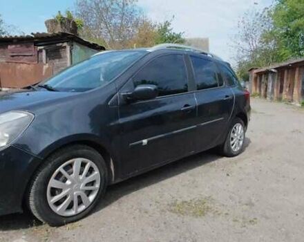 Серый Рено Клио, объемом двигателя 1.46 л и пробегом 167 тыс. км за 4200 $, фото 8 на Automoto.ua