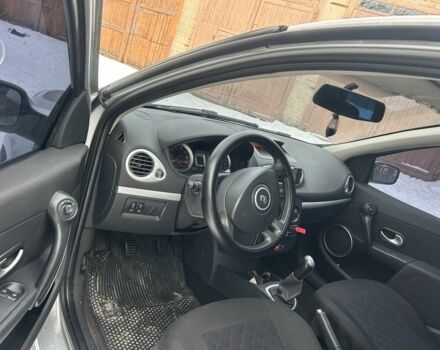 Сірий Рено Кліо, об'ємом двигуна 1.1 л та пробігом 300 тис. км за 3850 $, фото 12 на Automoto.ua