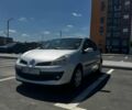 Сірий Рено Кліо, об'ємом двигуна 1.1 л та пробігом 240 тис. км за 4398 $, фото 5 на Automoto.ua