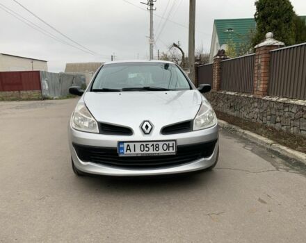 Серый Рено Клио, объемом двигателя 1.1 л и пробегом 180 тыс. км за 4900 $, фото 1 на Automoto.ua