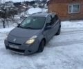 Серый Рено Клио, объемом двигателя 1.2 л и пробегом 215 тыс. км за 2000 $, фото 1 на Automoto.ua