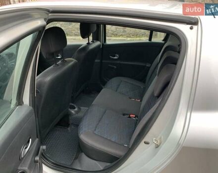 Серый Рено Клио, объемом двигателя 1.1 л и пробегом 180 тыс. км за 4900 $, фото 5 на Automoto.ua