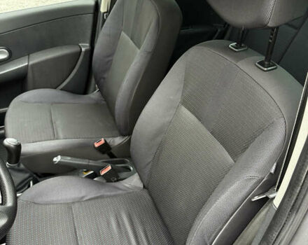 Серый Рено Клио, объемом двигателя 1.46 л и пробегом 249 тыс. км за 5900 $, фото 12 на Automoto.ua