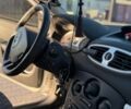 Серый Рено Клио, объемом двигателя 1.39 л и пробегом 288 тыс. км за 4200 $, фото 10 на Automoto.ua