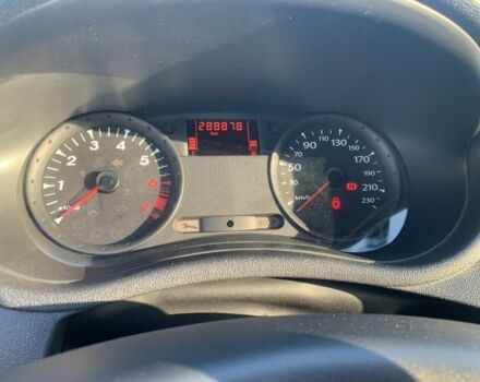 Серый Рено Клио, объемом двигателя 1.1 л и пробегом 289 тыс. км за 3600 $, фото 5 на Automoto.ua