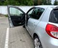 Сірий Рено Кліо, об'ємом двигуна 1.5 л та пробігом 246 тис. км за 2800 $, фото 2 на Automoto.ua