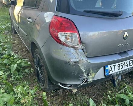 Серый Рено Клио, объемом двигателя 1.1 л и пробегом 198 тыс. км за 4300 $, фото 5 на Automoto.ua