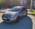 Серый Рено Клио, объемом двигателя 1.2 л и пробегом 209 тыс. км за 5000 $, фото 1 на Automoto.ua