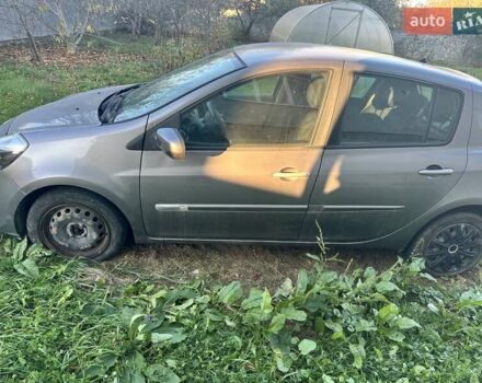 Серый Рено Клио, объемом двигателя 1.1 л и пробегом 198 тыс. км за 4300 $, фото 4 на Automoto.ua